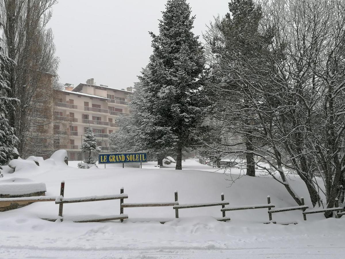 Appartement Cap Grand Soleil à Font-Romeu-Odeillo-Via Extérieur photo